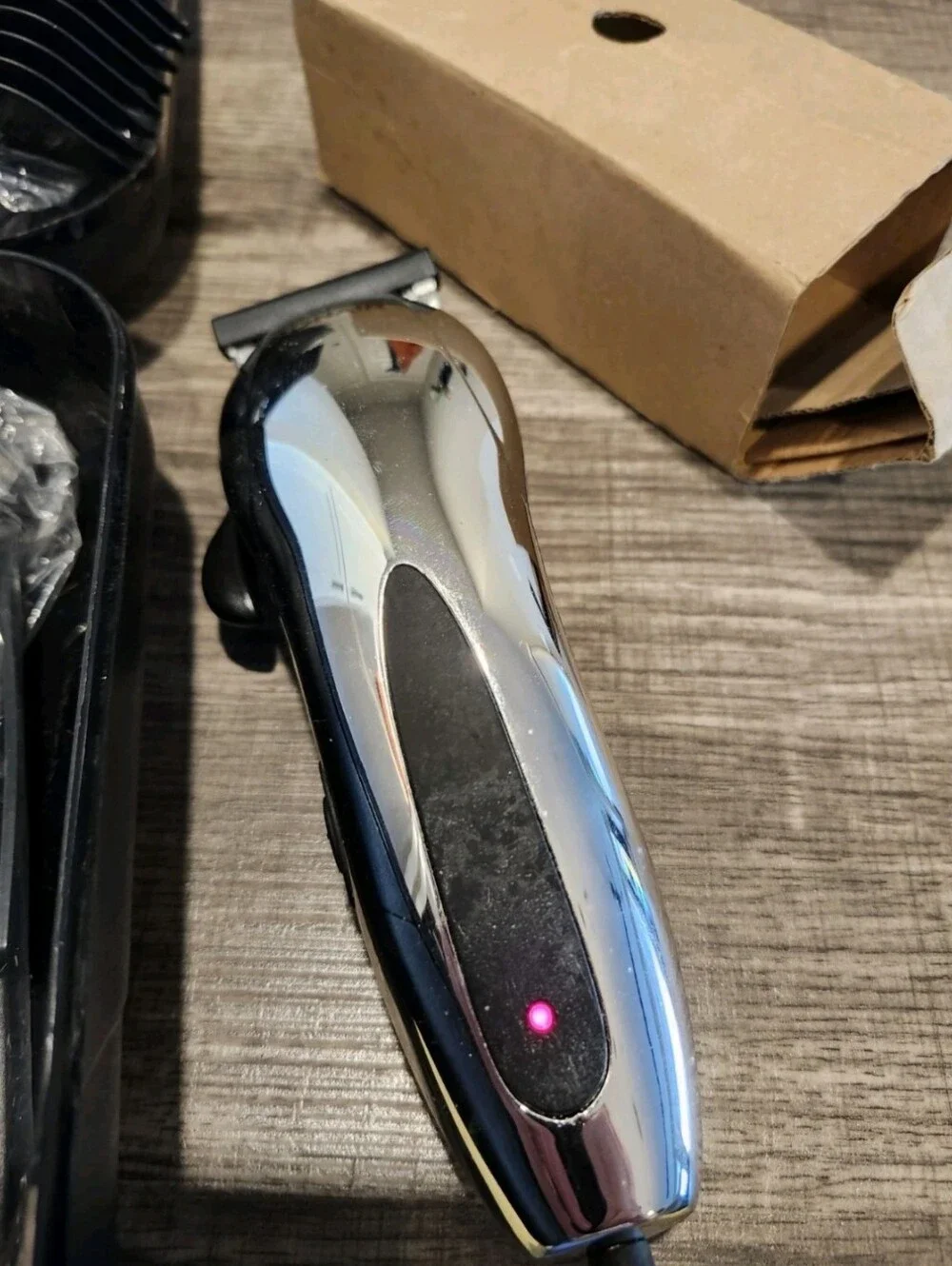 Conair HC318RV Corded and Cordless Rechargeable Clipper - Silver